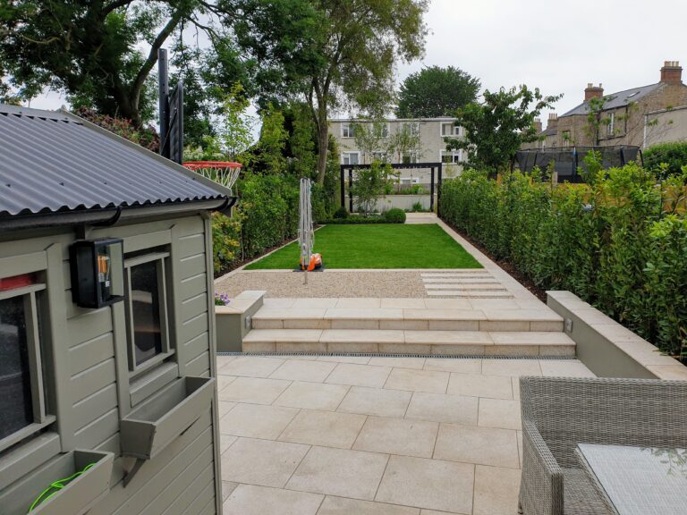 城市在Ranelag18新利电话h别致的园林设计